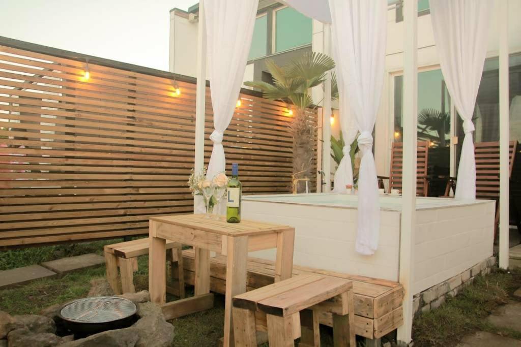Jeju Hyeun'S House Βίλα Εξωτερικό φωτογραφία
